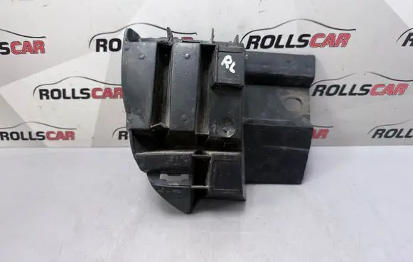 Mercedes-Benz Sprinter W901 W902 W903 W904 Rear bumper mounting bracket 9018850116