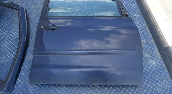 Volkswagen Sharan Front door