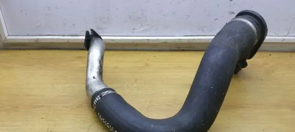 Opel Insignia A Intercooler hose/pipe VRBF20609