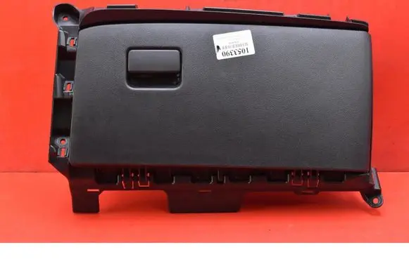 Toyota Yaris Cross Glove box 