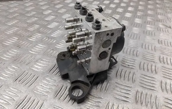 Audi A3 S3 8V ABS Pump 3Q0614517F