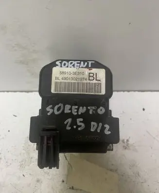 KIA Sorento ABS Pump 589103E310