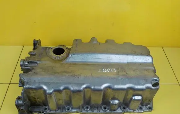 Skoda Octavia Mk3 (5E) Oil sump 04L103603C 29SP23
