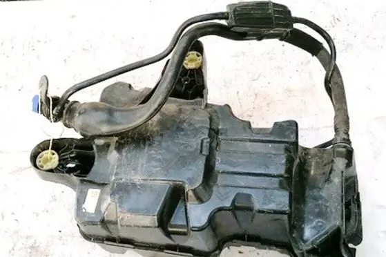 Opel Combo E AdBlue liquid reservoir 9817601880