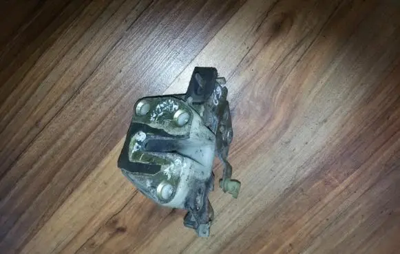 Mazda 626 Rear door lock