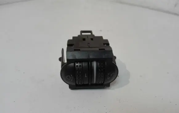 Volkswagen PASSAT B5 Headlight level height control switch 3B0941333C