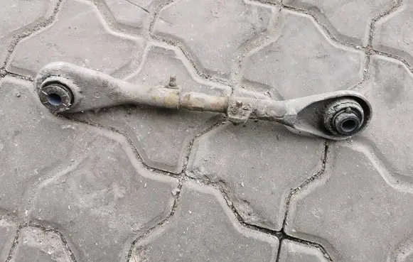 Peugeot 508 Rear control arm