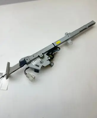 Mercedes-Benz CLK A209 C209 Seat belt height adjuster A2098680222 2098680222 A2038600282