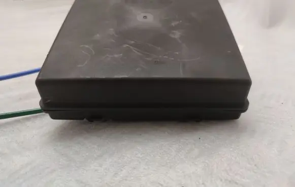 Vacuum air tank