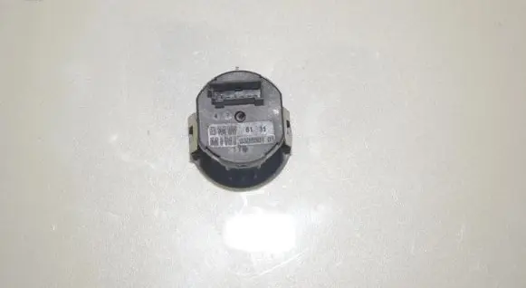 BMW i3 Passenger airbag on/off switch 9326501 61319326501 61319483731
