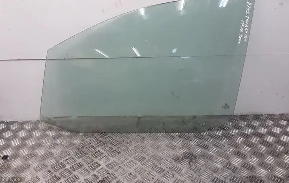 Volkswagen Cross Touran I Front door window glass four-door 43R001582