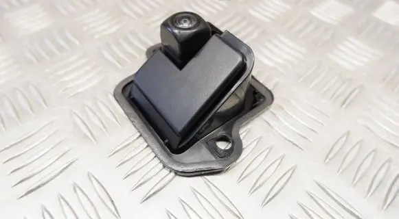 Toyota Highlander XU70 Reversing camera 867B00E120