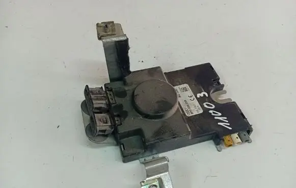 Audi A3 S3 8P Antenna control unit 8P0035225