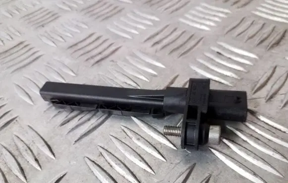 BMW 5 F10 F11 Camshaft position sensor 7805188