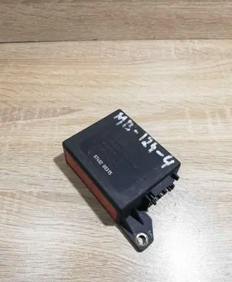 Mercedes-Benz E W124 Airbag control unit/module 0038200710