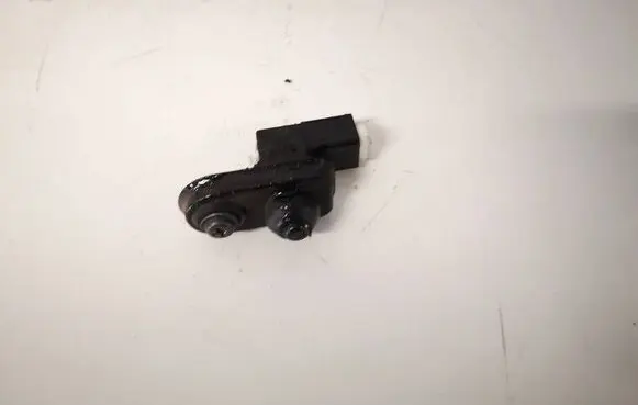 Mitsubishi Outlander Front door sensor 