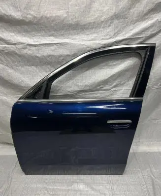 Maserati Grecale Front door