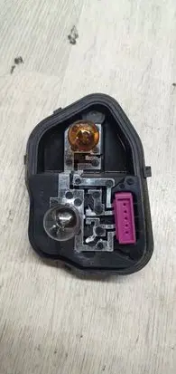 Renault Megane III Tail light bulb cover holder 89076149