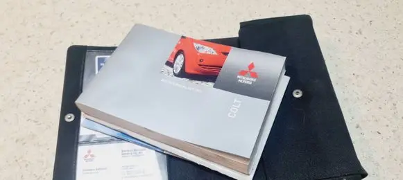 Mitsubishi Colt User manual 