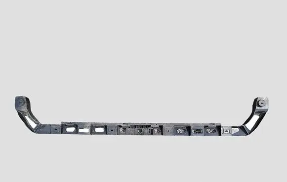 Volkswagen PASSAT B6 Front bumper mounting bracket 3C5807863