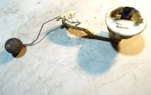 Audi A6 S6 C5 4B Fuel injection high pressure pump 4B0201317AB