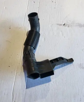 Peugeot 208 I Air intake hose/pipe 9670851780