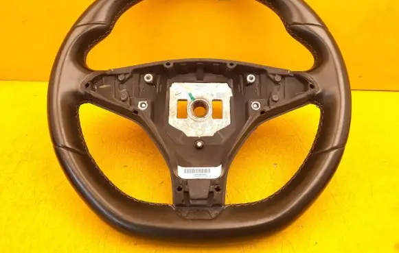 Tesla Model S Steering wheel 102897000A