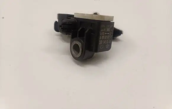 Mercedes-Benz ML W166 Airbag deployment crash/impact sensor A1668210151