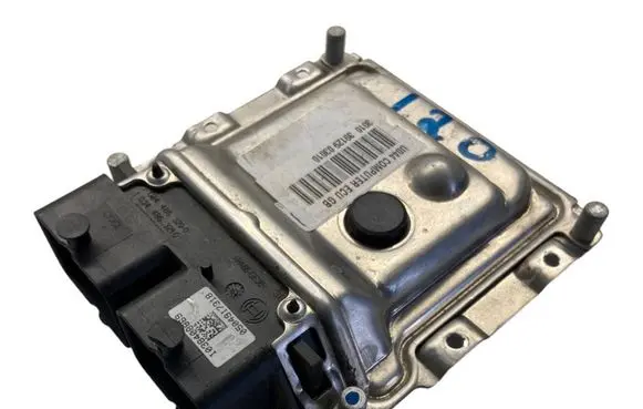 Hyundai i20 (GB IB) Engine control unit/module 1038408869 3912903010