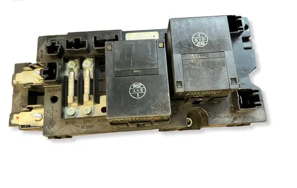 Toyota Prius (XW30) Relay mounting block G92Z128010