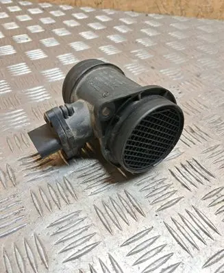 Audi A4 S4 B5 8D Mass air flow meter 028906461 0281002216