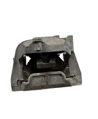 Volkswagen Golf V Engine mount bracket 1K0199262