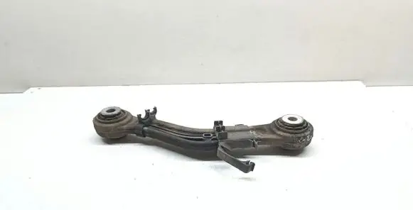 Rear control arm
