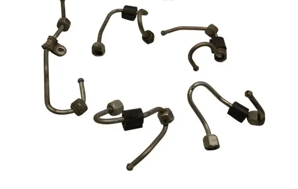 Skoda Octavia Mk2 (1Z) Fuel injector supply line/pipe 
