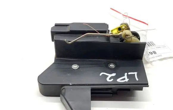 Dacia Logan II Front door lock 