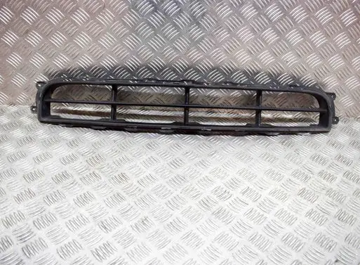 KIA Carens I Front grill 865611D050
