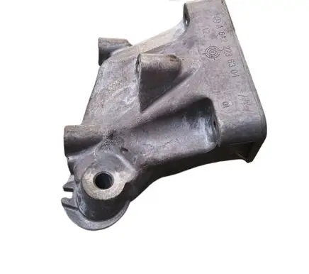 Mercedes-Benz ML W166 Engine mounting bracket A6422236304