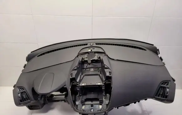 Ford Kuga II Dashboard