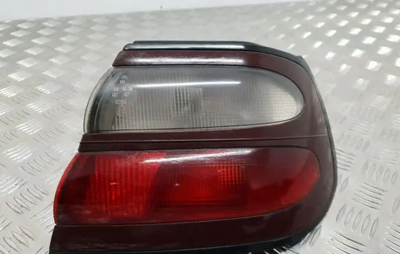 Nissan Almera Rear/tail lights BA75E