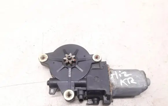 Honda CR-V Rear door window regulator motor 805200
