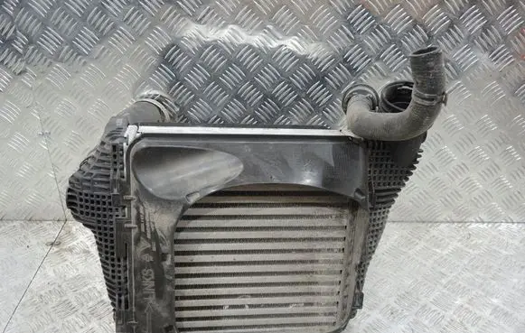 Porsche Macan (95B) Intercooler radiator 95B117389