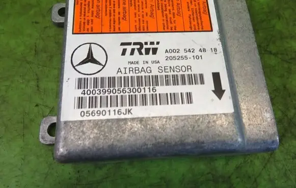 Mercedes-Benz ML W163 Airbag control unit/module A0025424818
