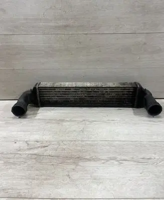 BMW 3 E46 Intercooler radiator 7789793 1787779