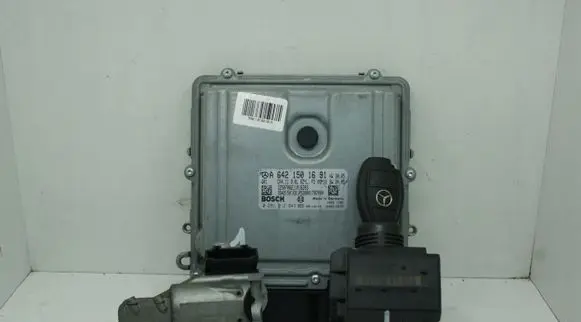 Mercedes-Benz E W211 Engine ECU kit and lock set A6421501691