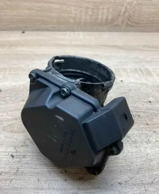 Volkswagen PASSAT B6 Throttle valve 03G128063A A2C53249824
