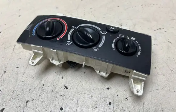 Renault Megane I Climate control unit B64P101542J M699053471