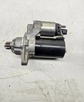 Volkswagen Tiguan Starter motor 02M911023G