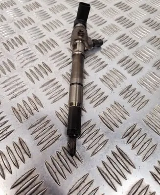 Audi A1 Fuel injector 03L130277B