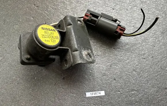 Nissan Patrol Y60 Other relay 2523006J00