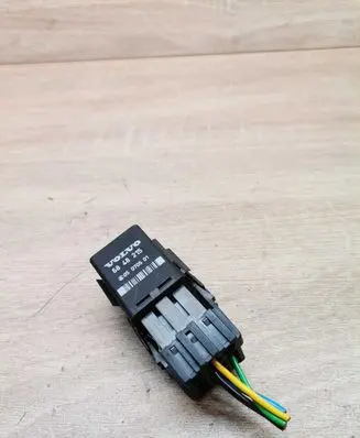 Volvo S40, V40 Other relay 6848215 05070501